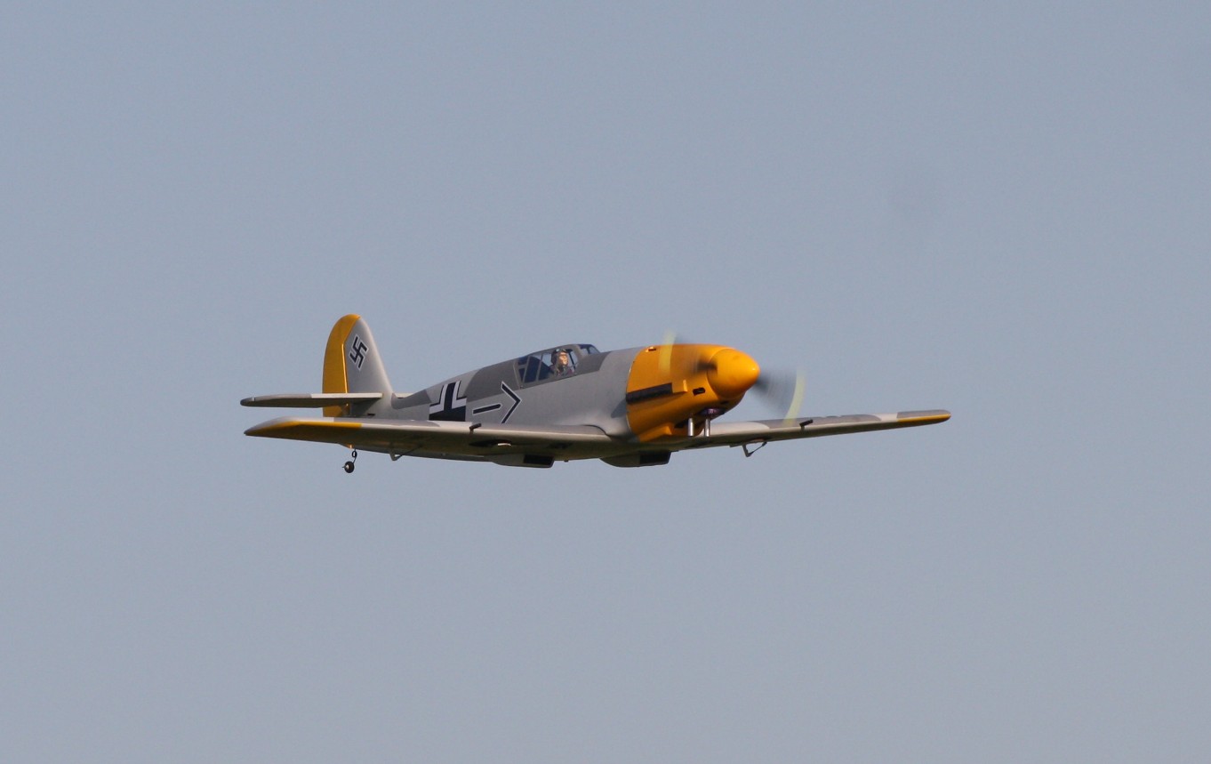 me109 in flight